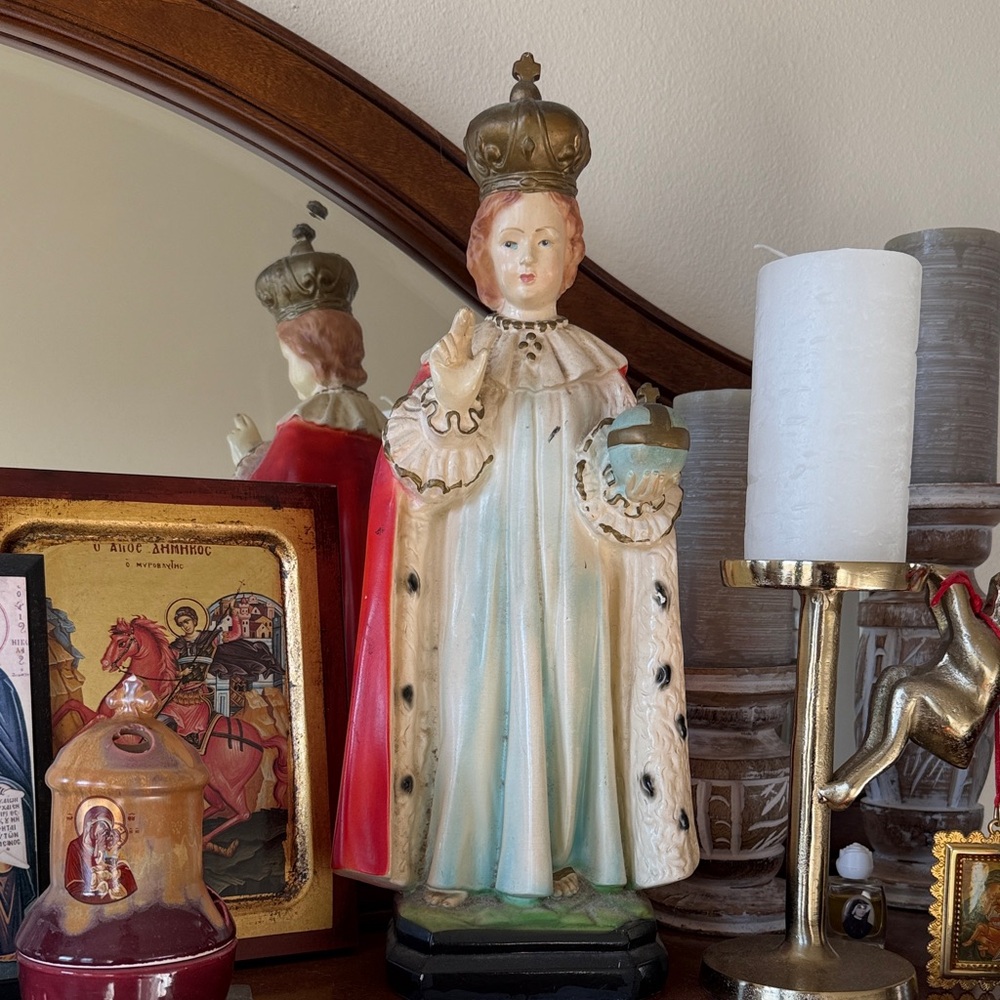 Infant Jesus of Prague Vintage Religious Figurine Crown